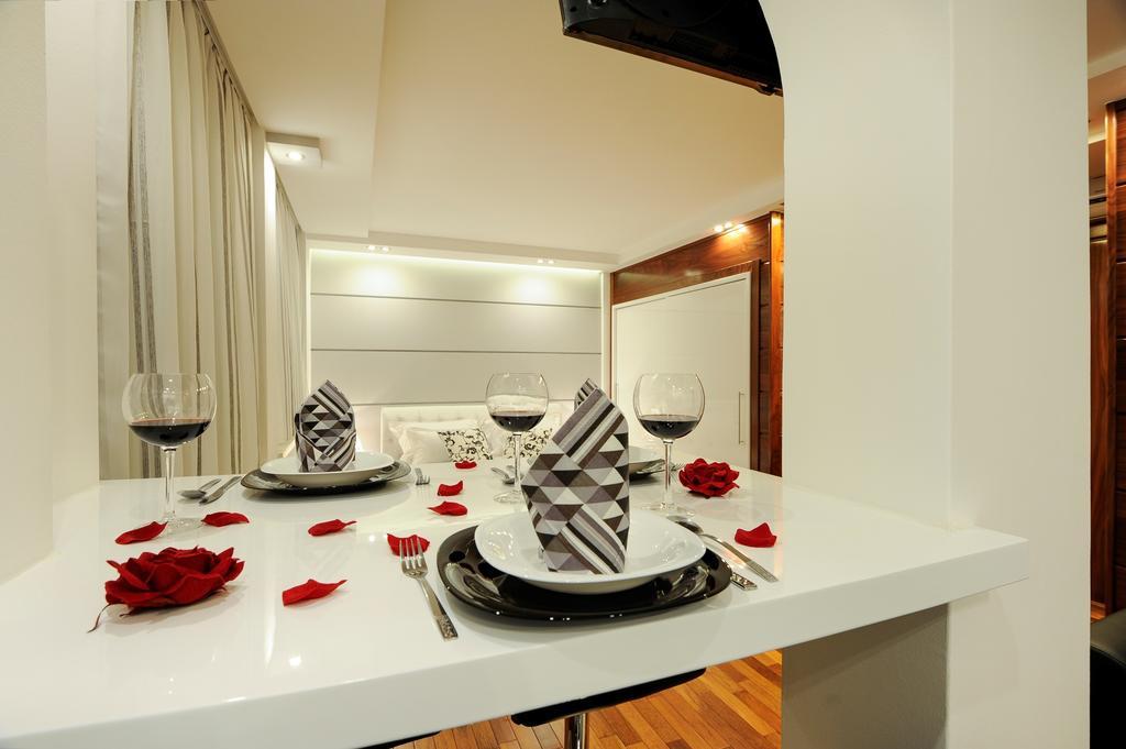 זאדאר Main Street Studio And Rooms חדר תמונה